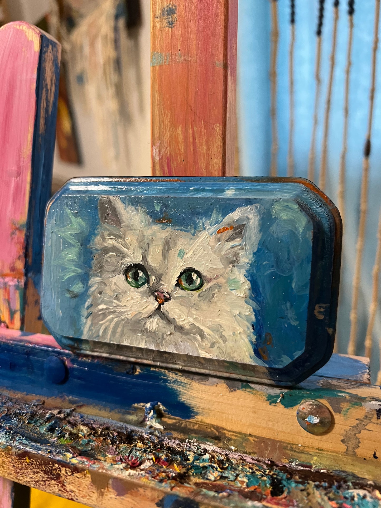 White cat plaque