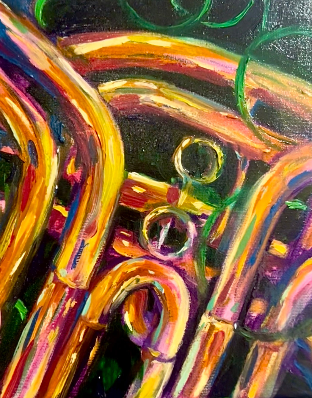 Colorful horn