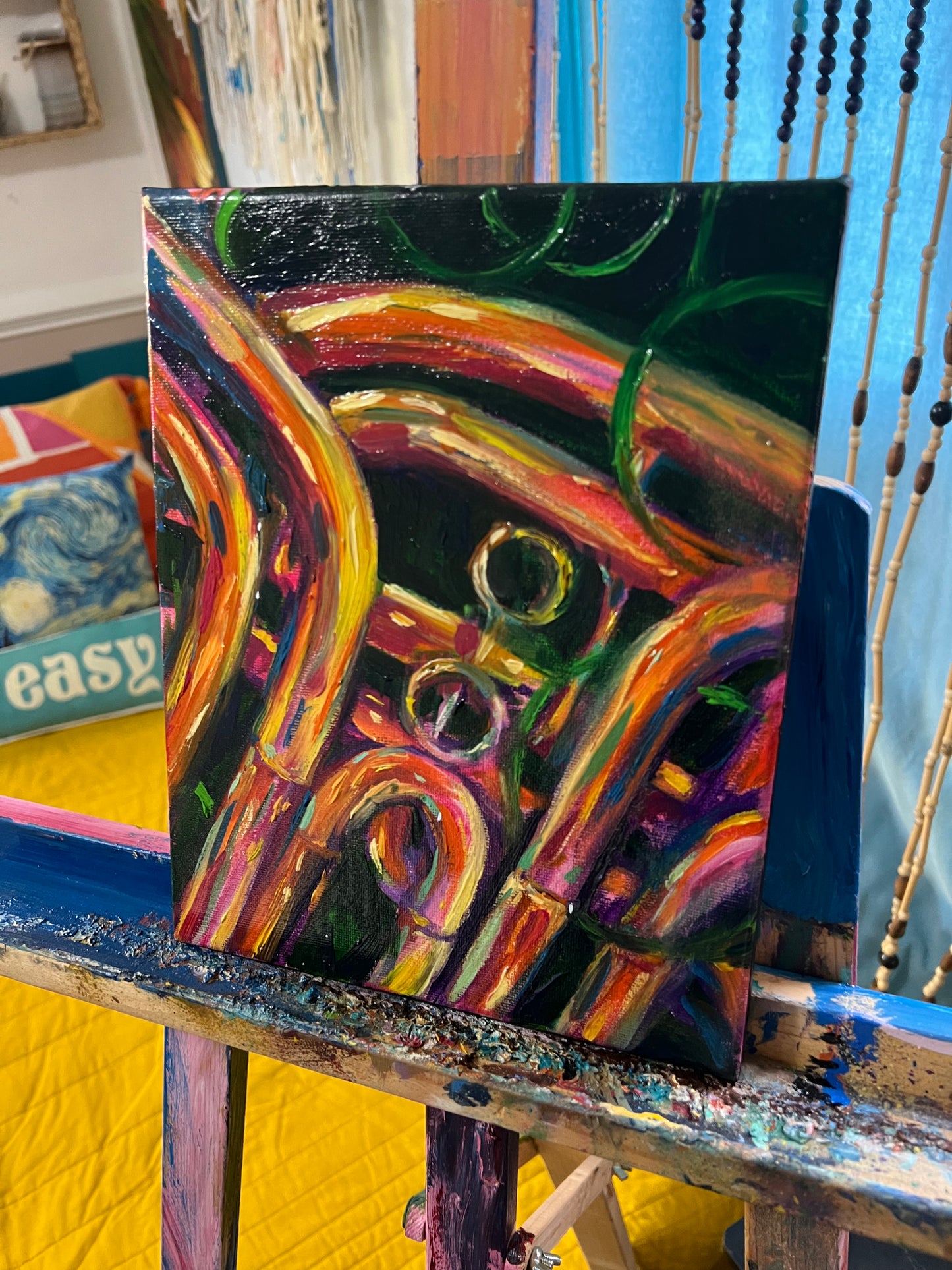 Colorful horn