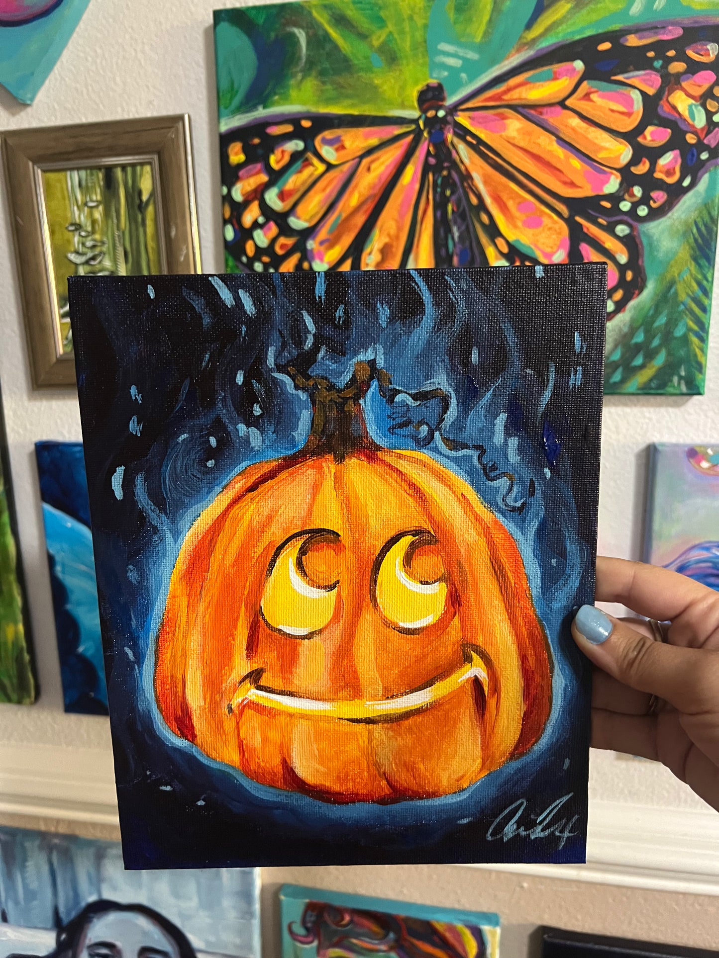 Glowing happy pumpkin