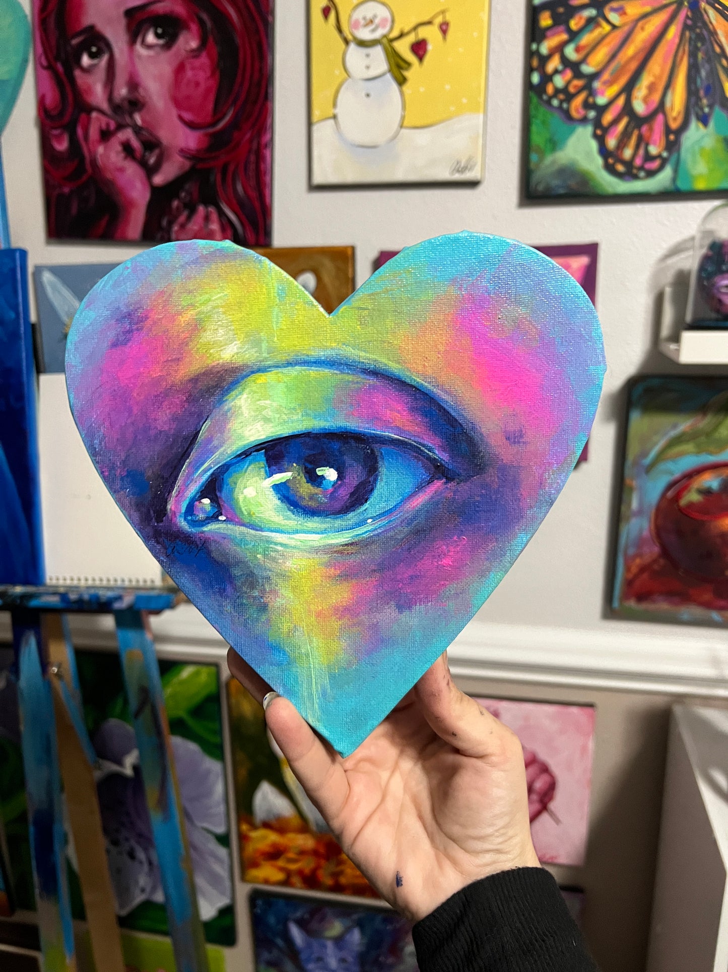 Colorful eye heart painting